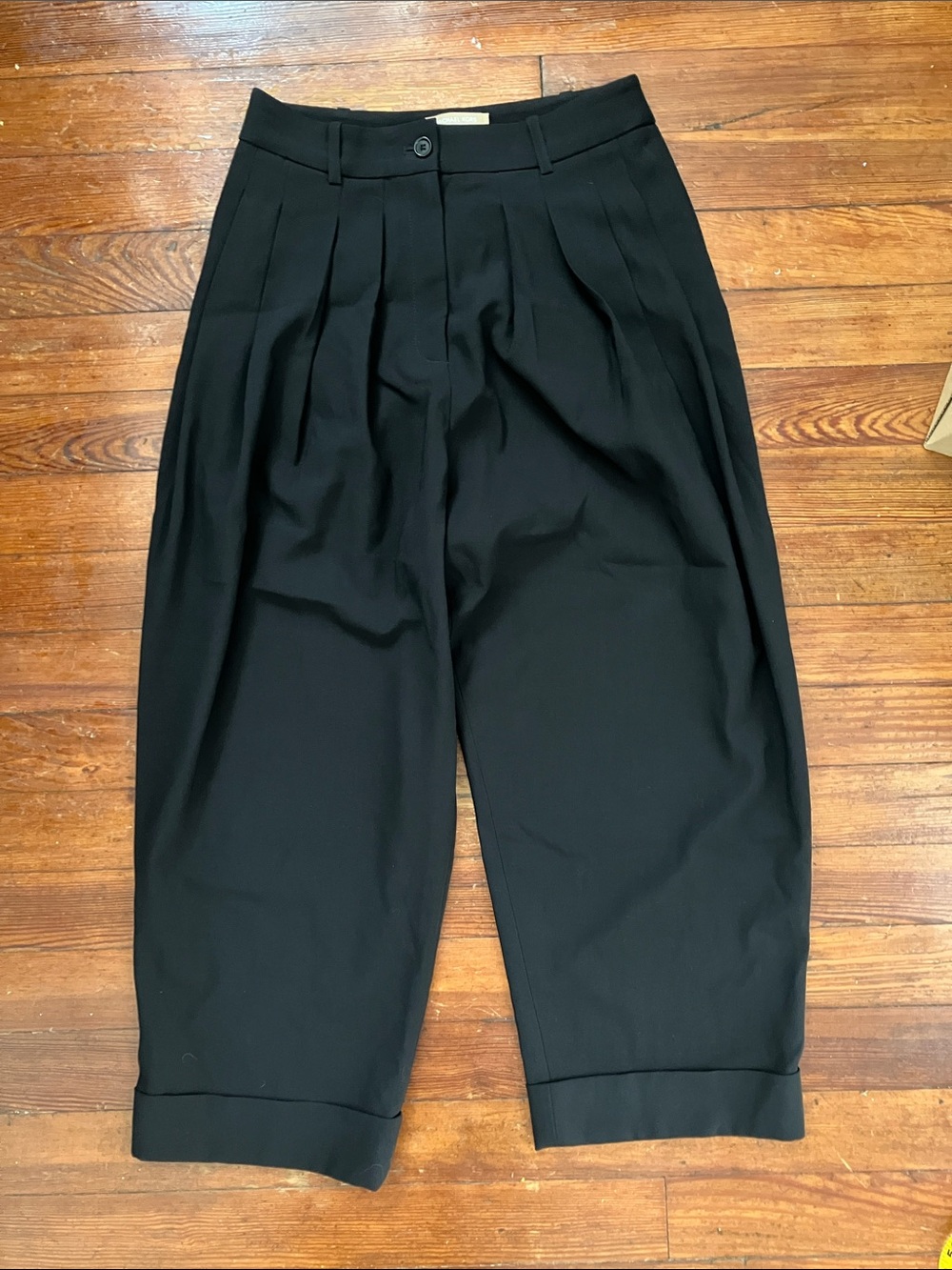 Michael Kors Collection Cropped Wool Pleated Pant